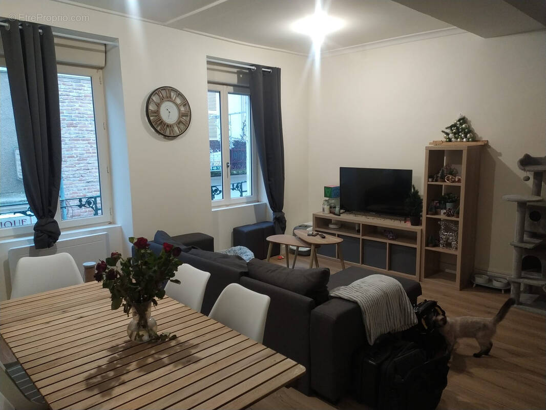 Appartement à SEGRE