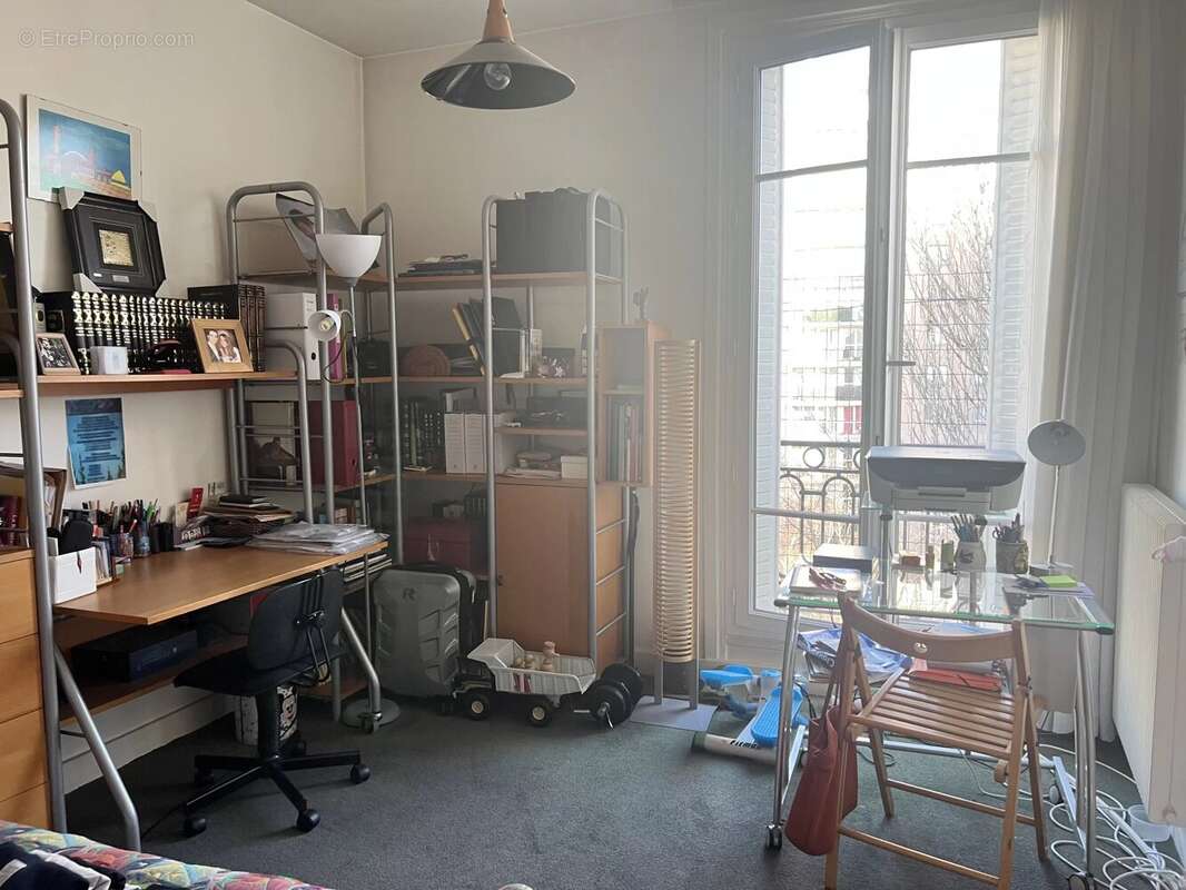 Appartement à PARIS-19E