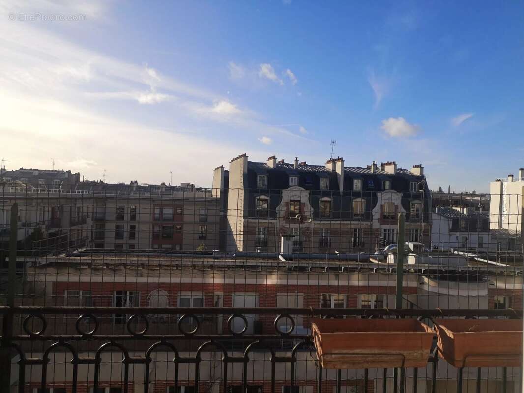 Appartement à PARIS-19E