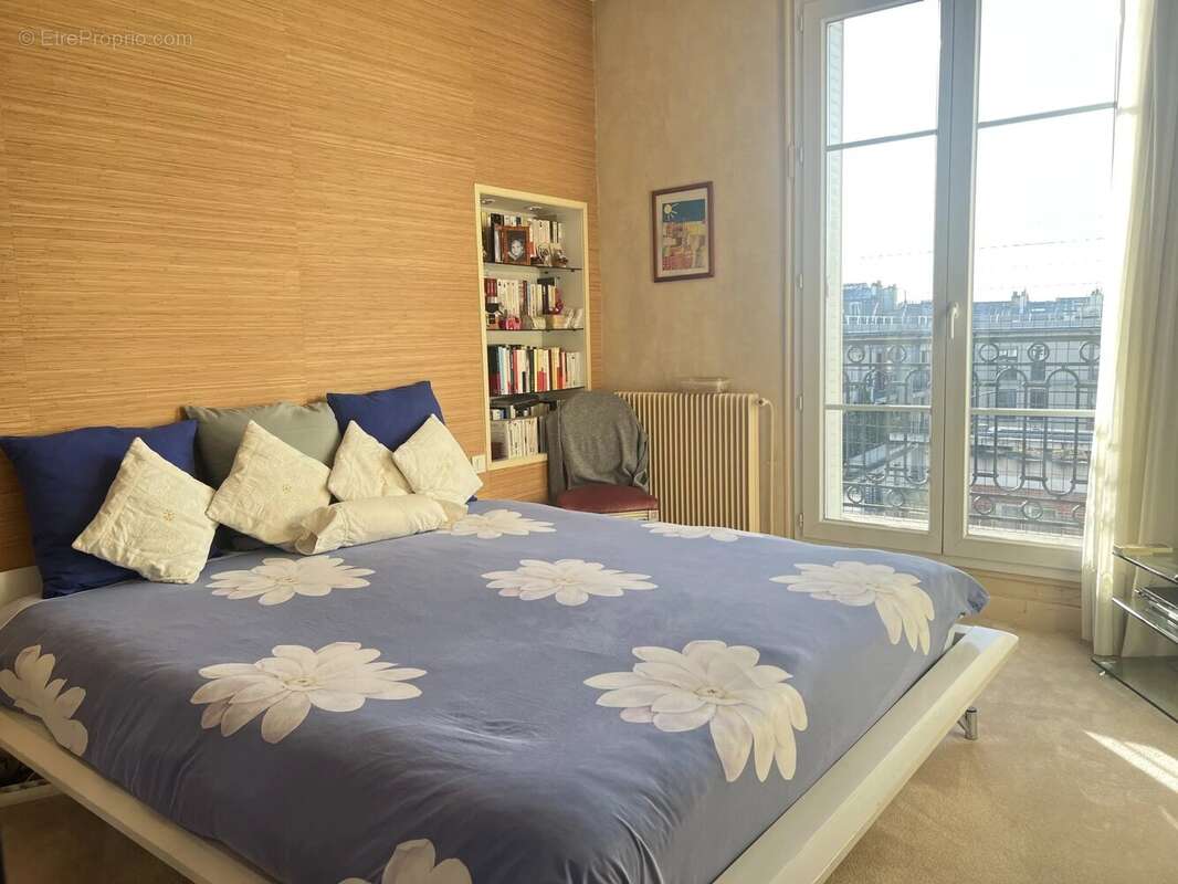 Appartement à PARIS-19E