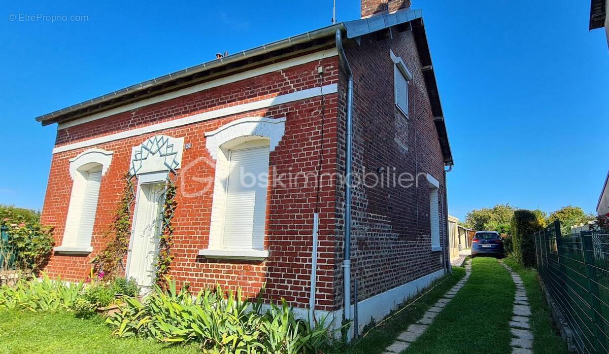 Maison à TERGNIER