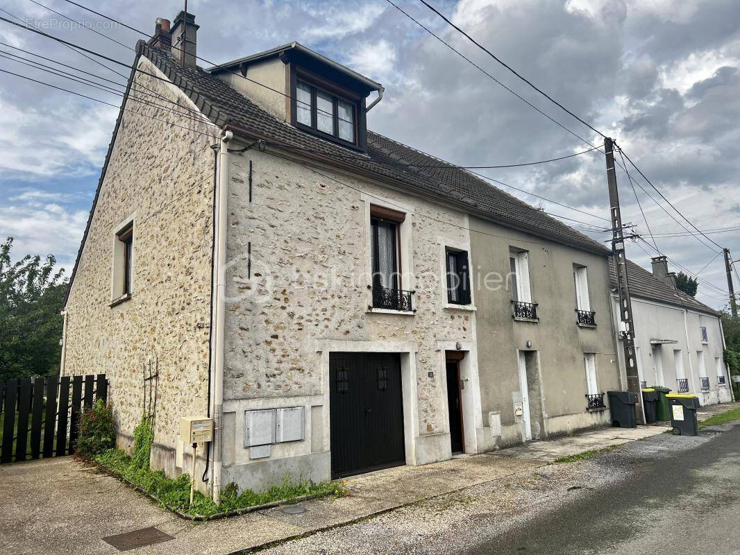 Maison à BOISSY-LE-CHATEL