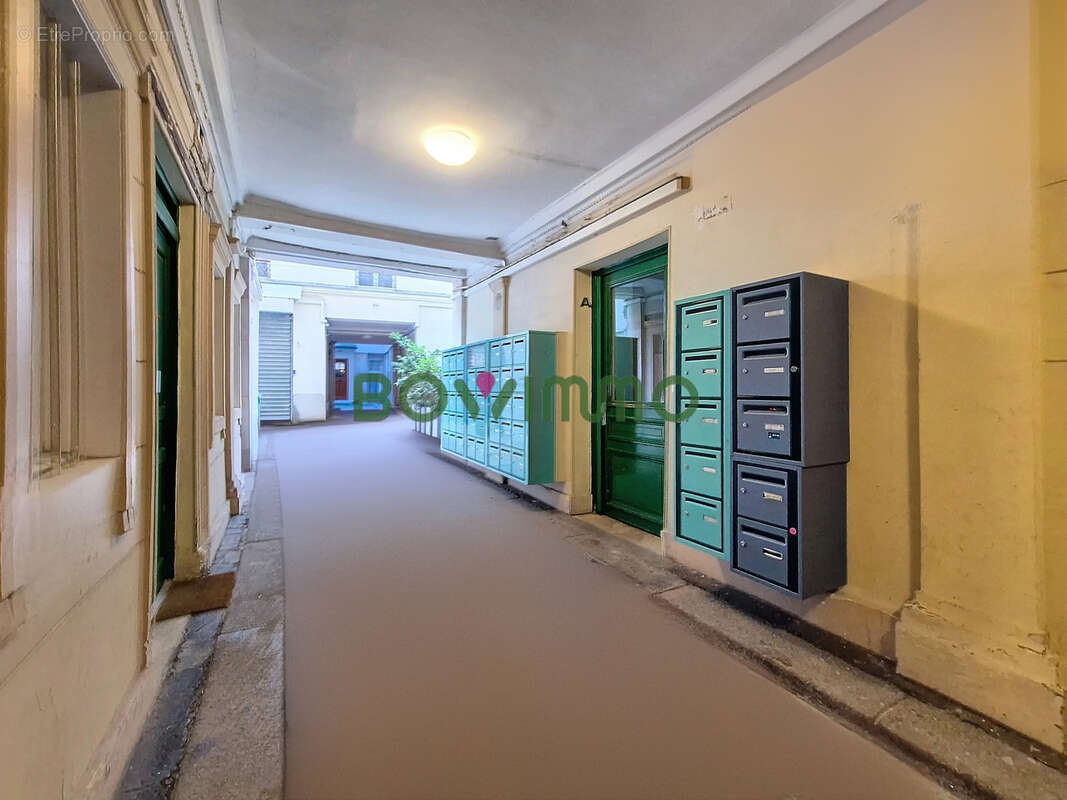 Appartement à PARIS-11E