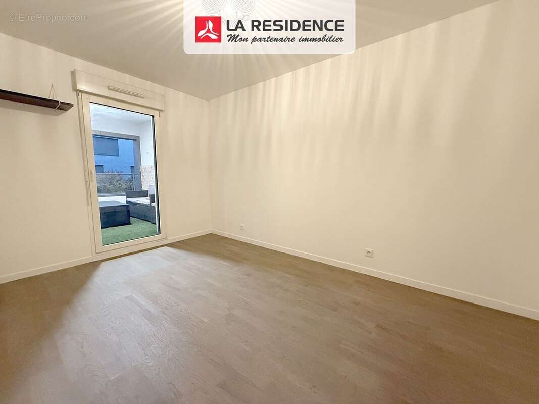 Appartement à VELIZY-VILLACOUBLAY