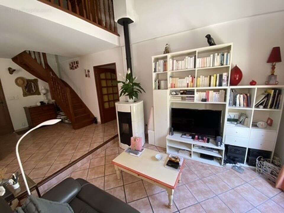 Istres maisont type 4 à vendre en nue-propriété- 3 chambres - Maison à ISTRES