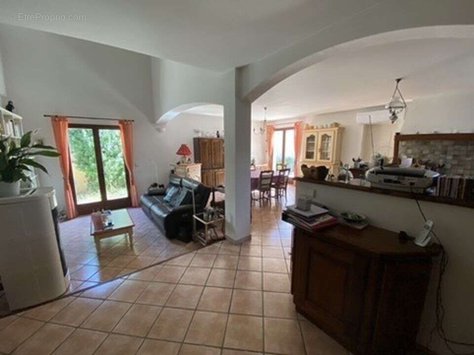 Istres maisont type 4 à vendre en nue-propriété- 3 chambres - Maison à ISTRES