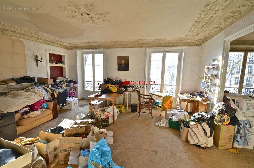 Appartement à PARIS-9E