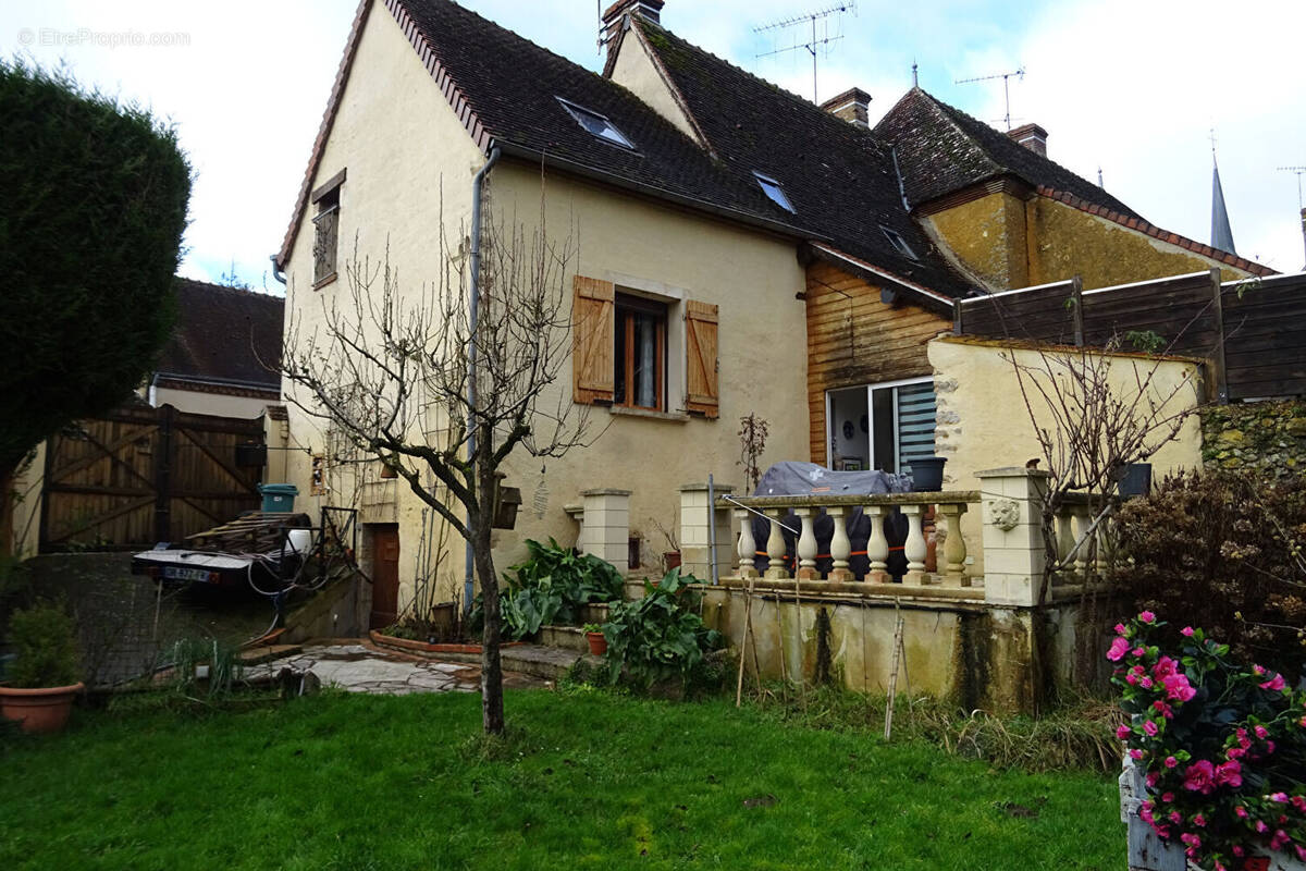 Maison à AUTHON-DU-PERCHE