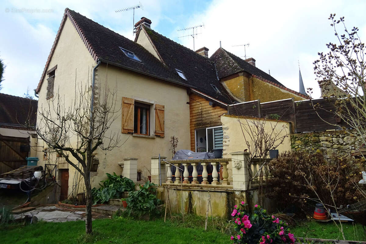 Maison à AUTHON-DU-PERCHE