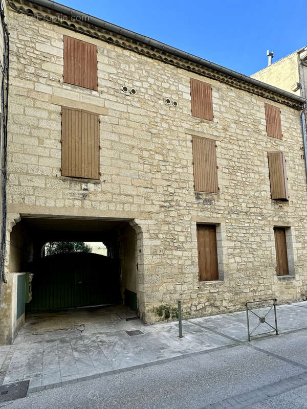 Appartement à UZES