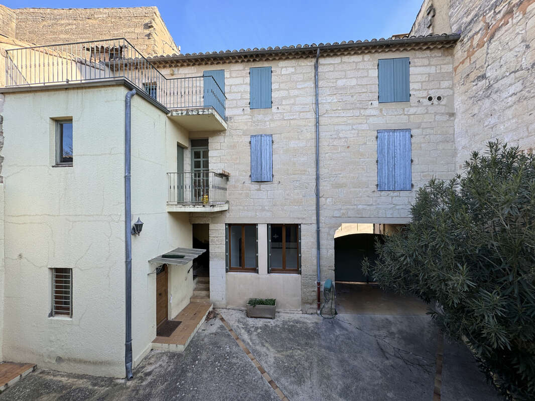 Appartement à UZES