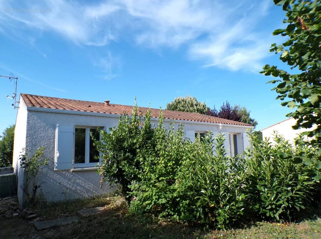 Maison à FERRIERES