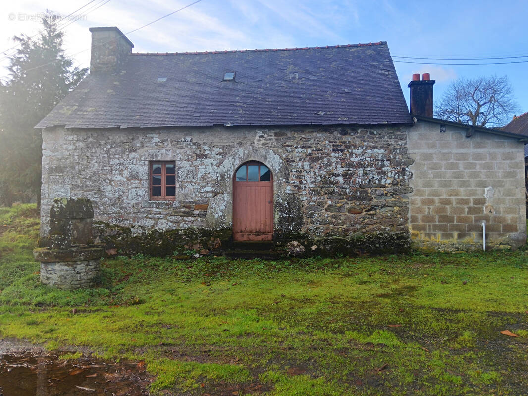 Maison à CLEGUEREC