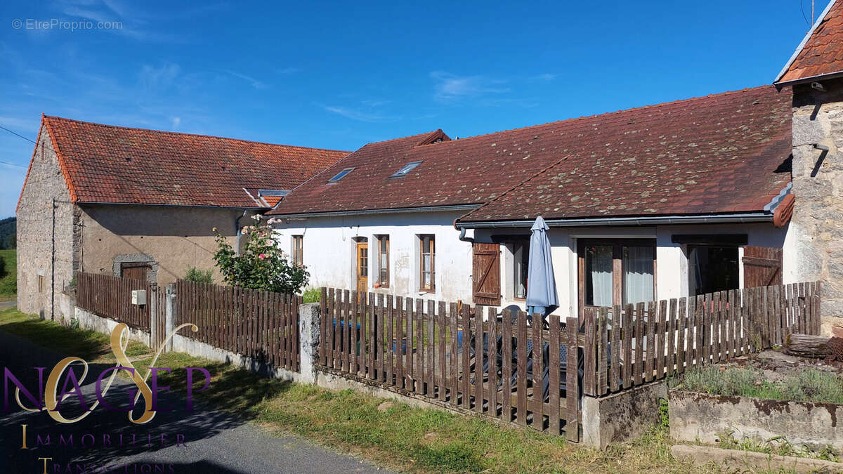 Maison à NIZEROLLES