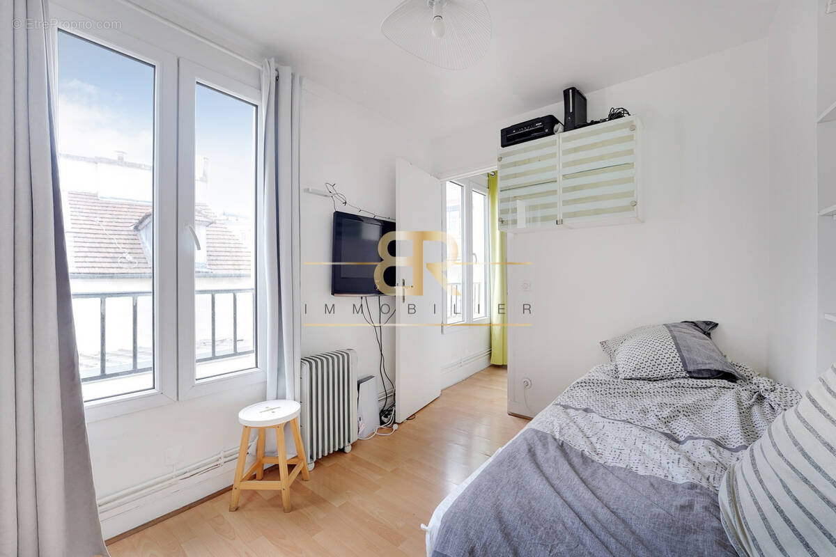 Appartement à PARIS-2E