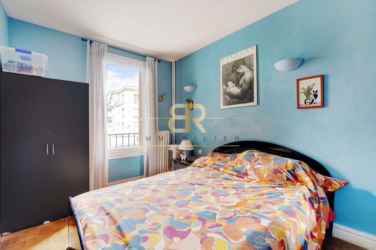 Appartement à PARIS-10E