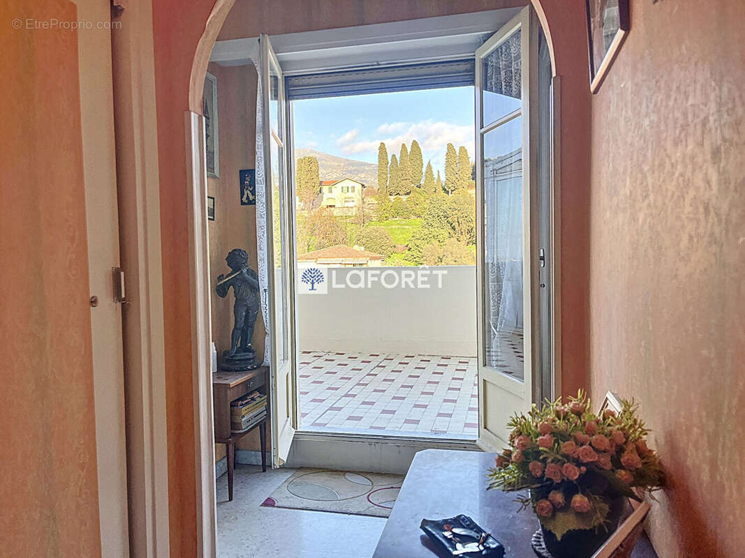 Appartement à MENTON