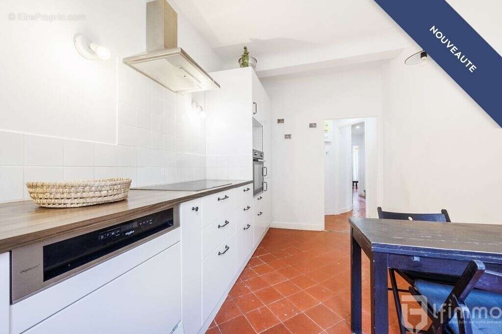 Appartement à MARSEILLE-1E