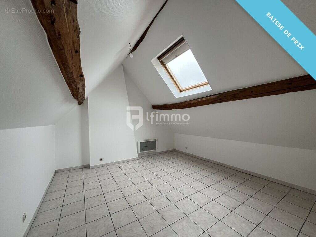 Appartement à REBAIS