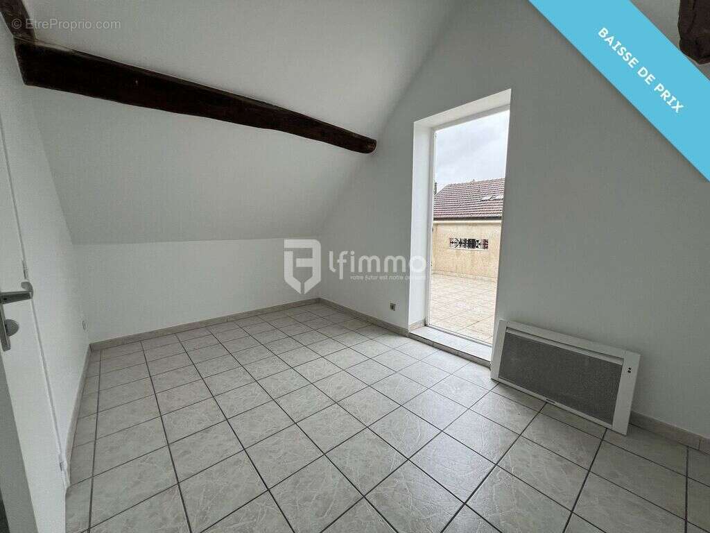 Appartement à REBAIS