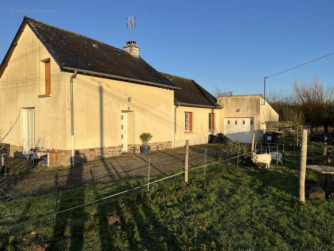 Maison à SAINT-AUBIN-D&#039;AUBIGNE