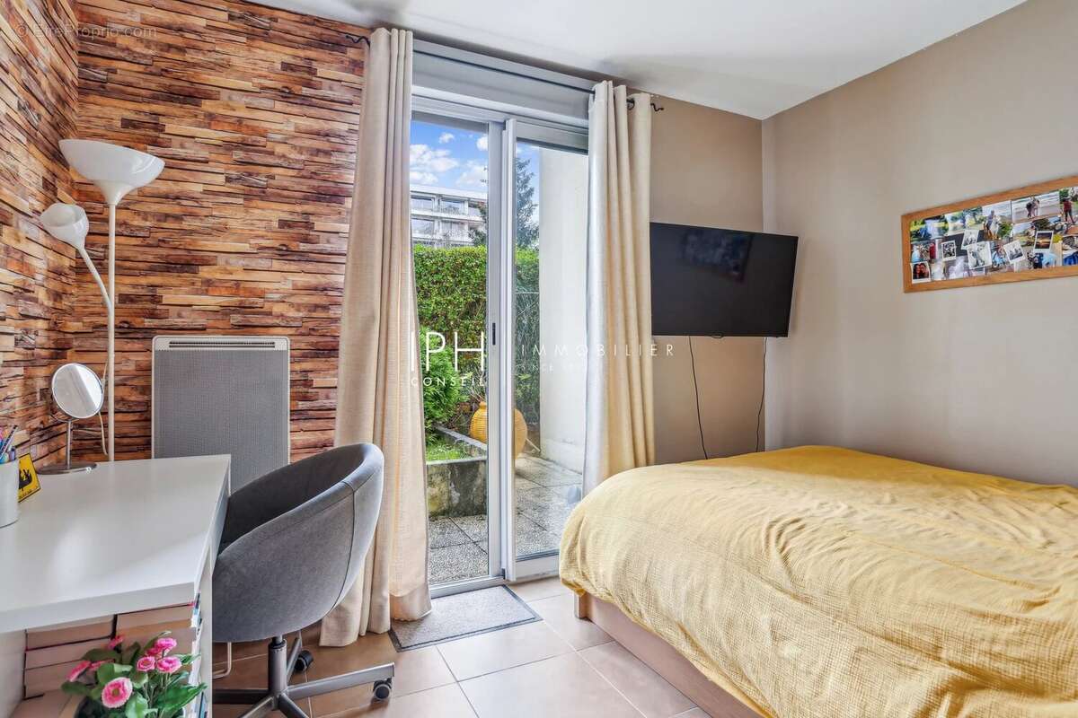 Appartement à LEVALLOIS-PERRET