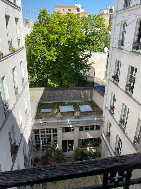 Appartement à PARIS-7E