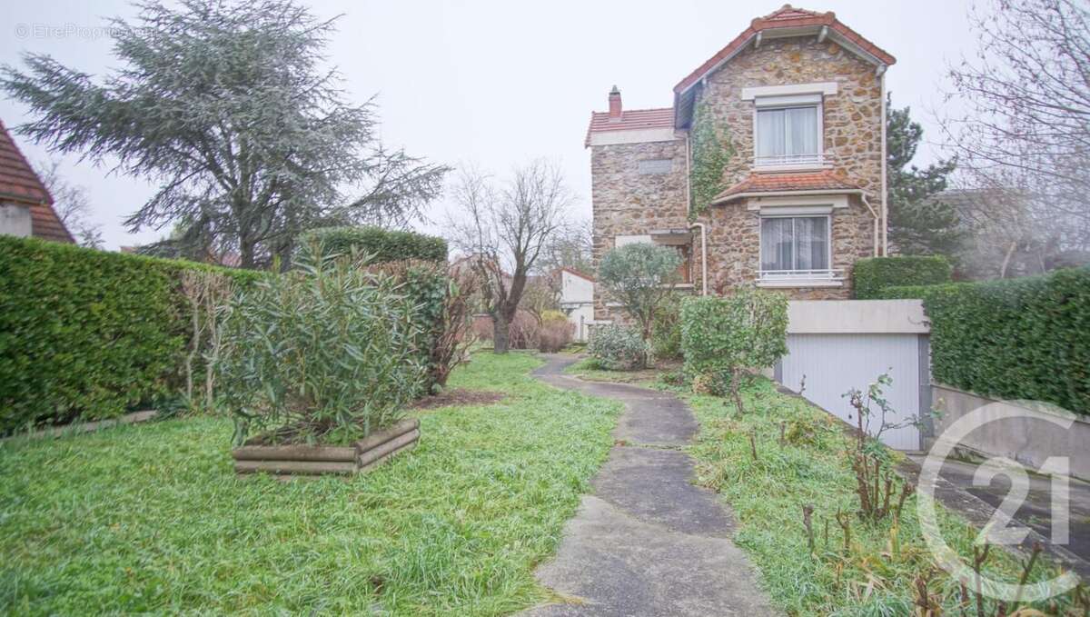 Maison à VITRY-SUR-SEINE