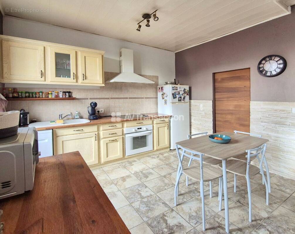 Appartement à LORGUES