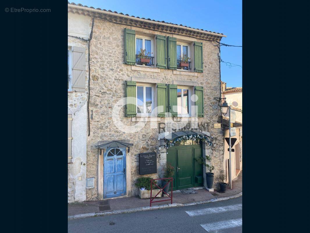 Appartement à SAINT-PAUL-EN-FORET