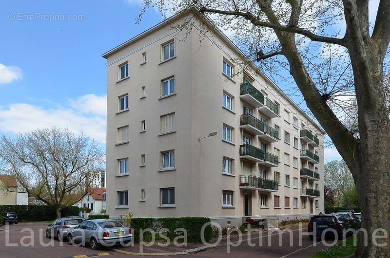 Appartement à BOURG-LA-REINE