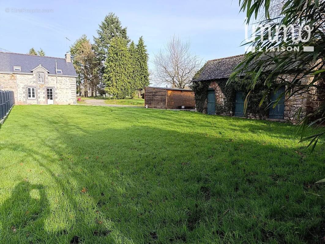 Maison à LES BRULAIS