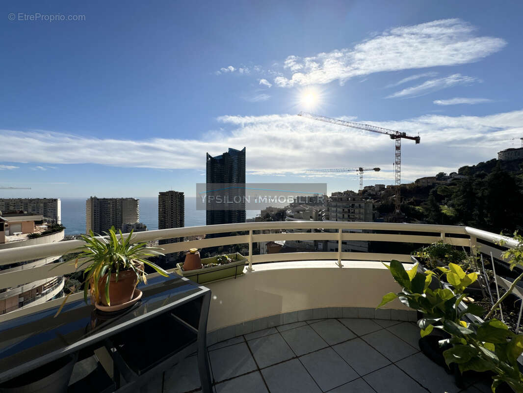 Appartement à BEAUSOLEIL