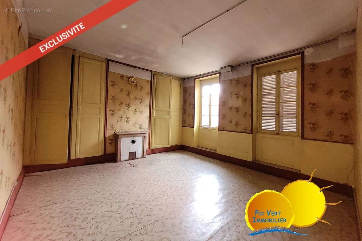 Appartement à AUXONNE