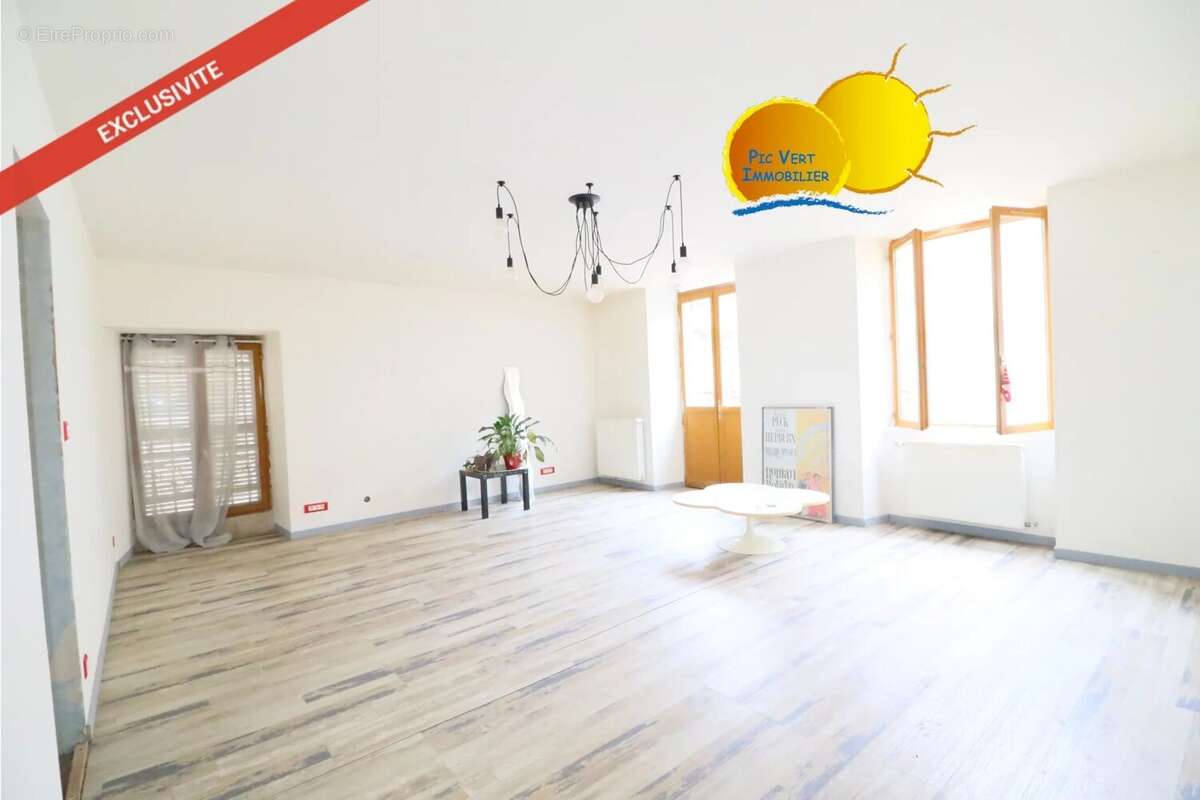 Appartement à AUXONNE