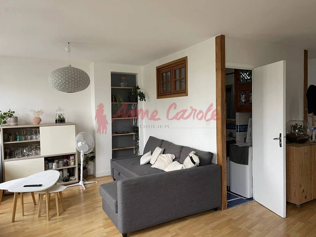 Appartement à PARIS-11E