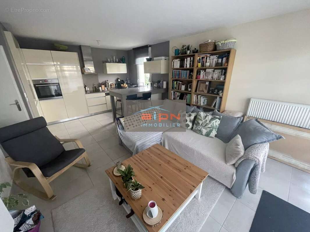 Appartement à SAINT-ETIENNE-DU-ROUVRAY