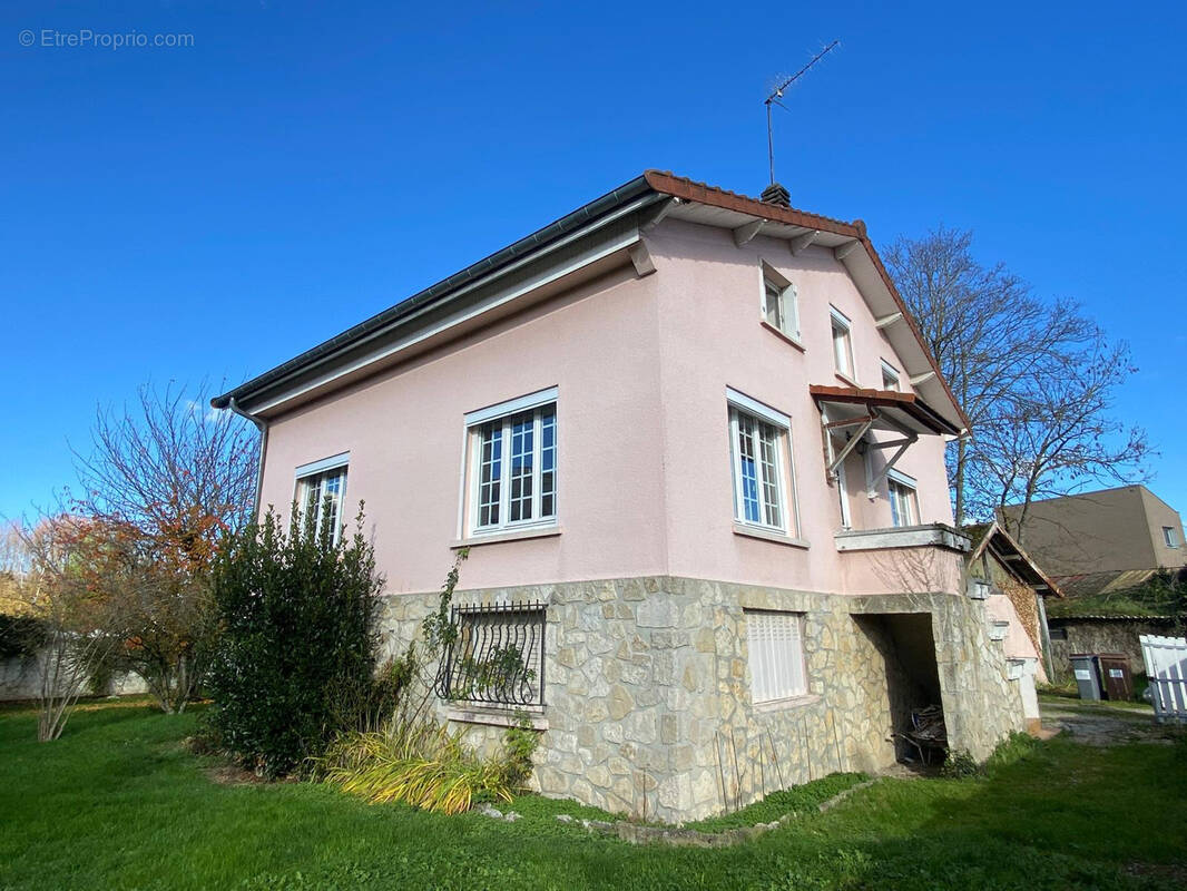 Maison à SAINT-ANDRE-LES-VERGERS