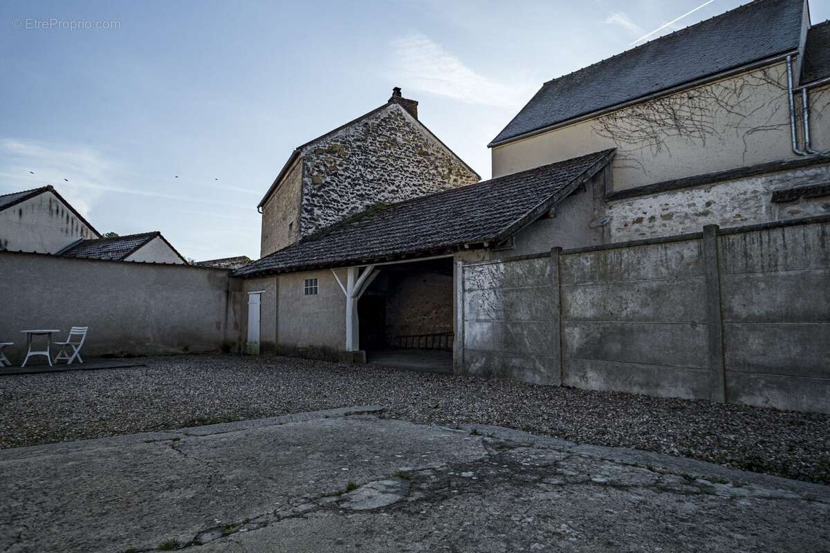 Maison à GAILLON-SUR-MONTCIENT