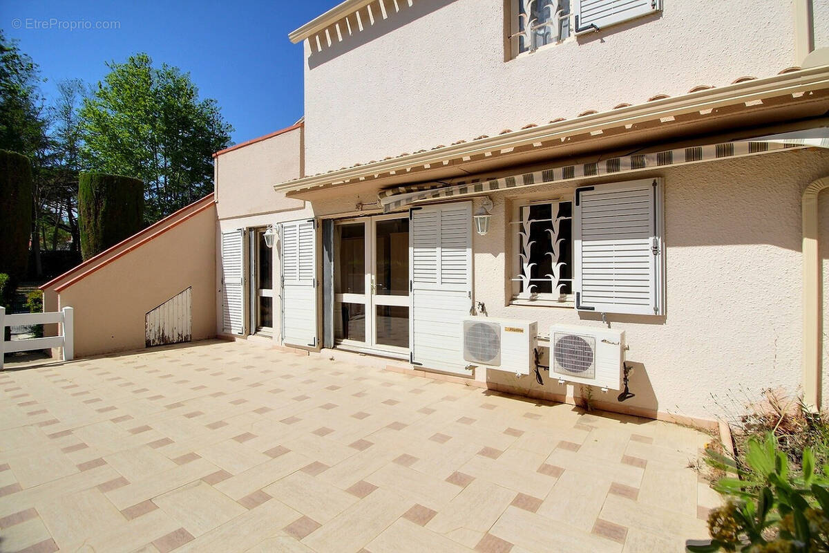 Appartement à SAINT-CYPRIEN