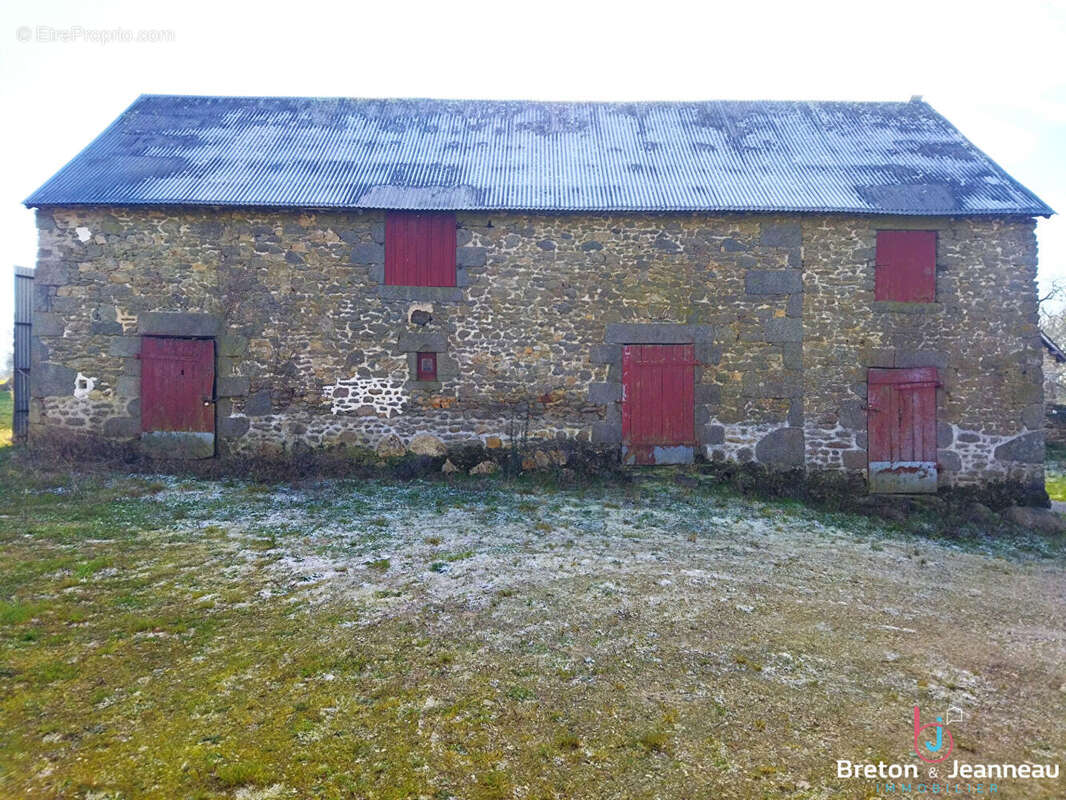 Maison à MAYENNE