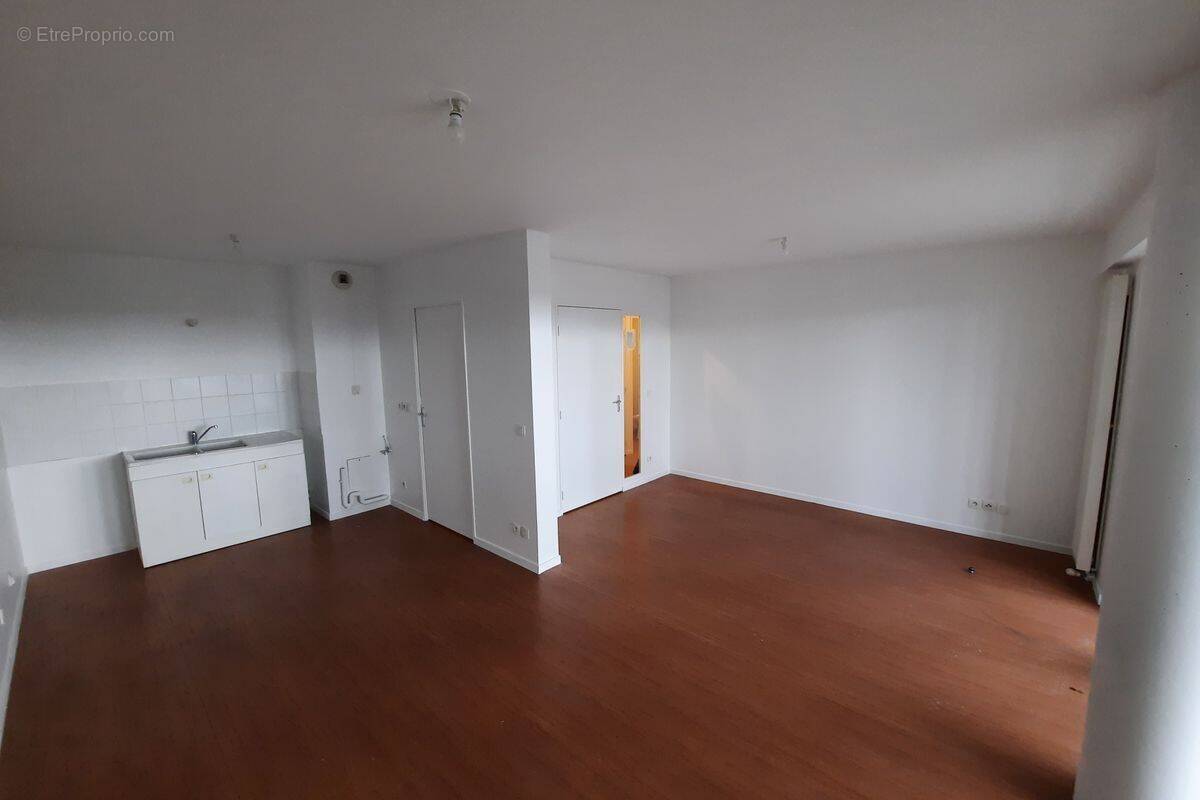 Appartement à LYON-9E