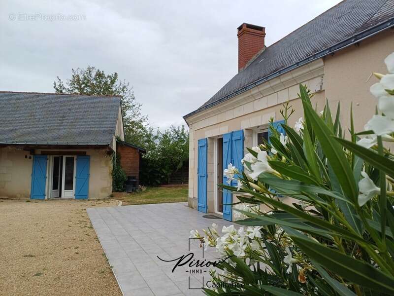 Maison à LONGUE-JUMELLES