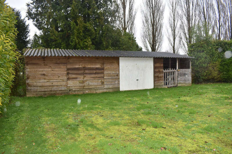 Maison à CHEF-BOUTONNE