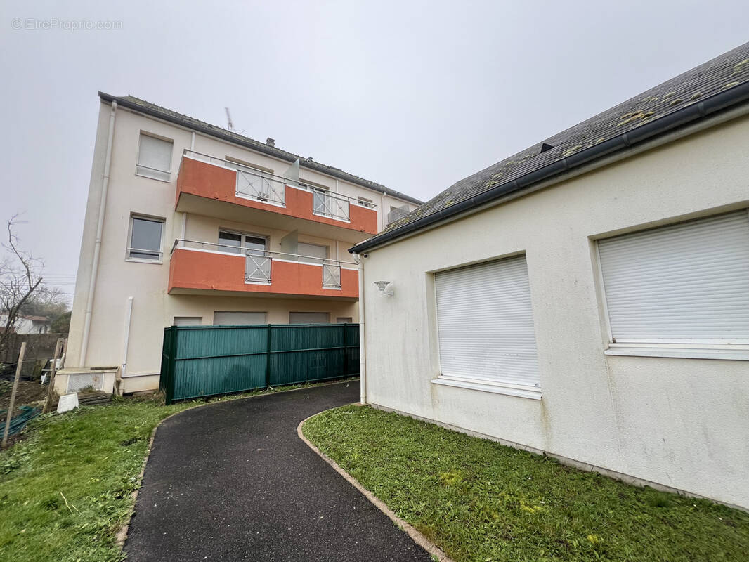 Appartement à ARTENAY