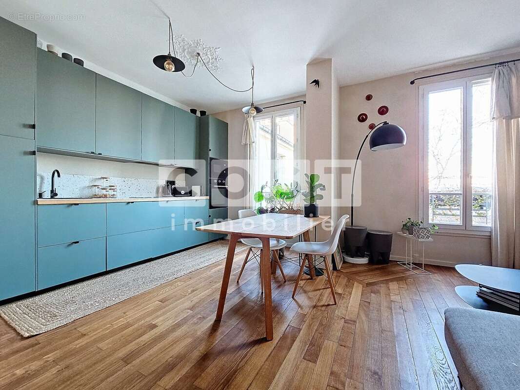 Appartement à BOIS-COLOMBES