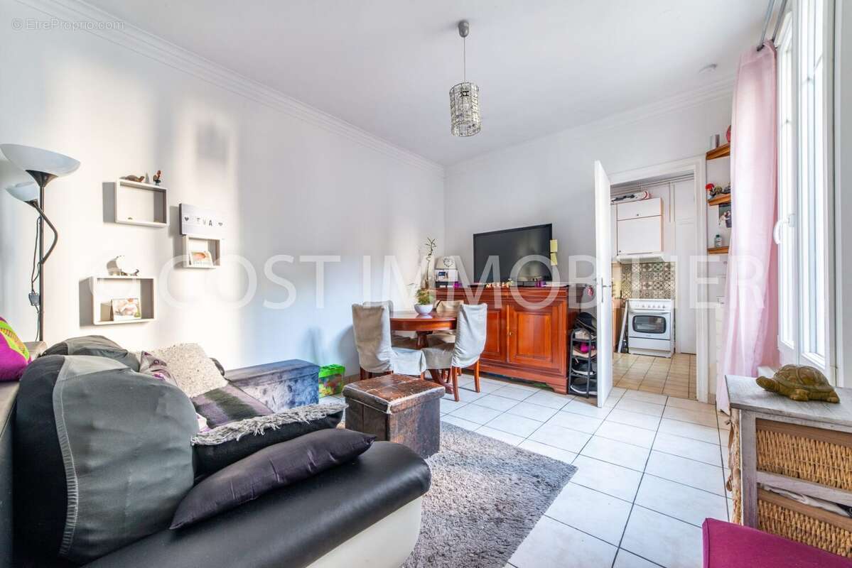 Appartement à COLOMBES