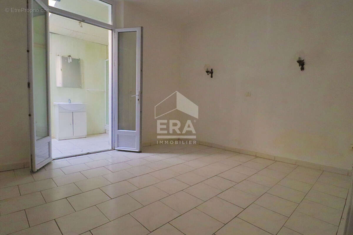 Appartement à MARSEILLE-10E