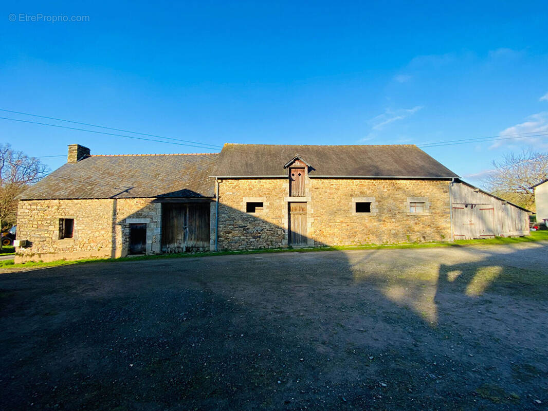 Maison à BAINS-SUR-OUST