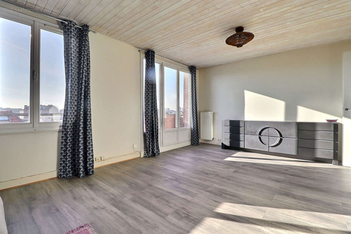 Appartement à SAINT-DENIS